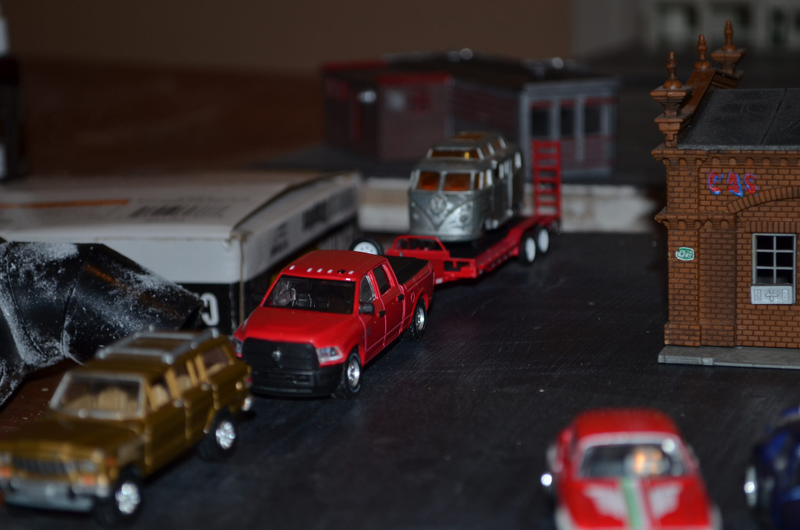 Illustration for article titled Wrong side of the Tracks diorama, part 7a
